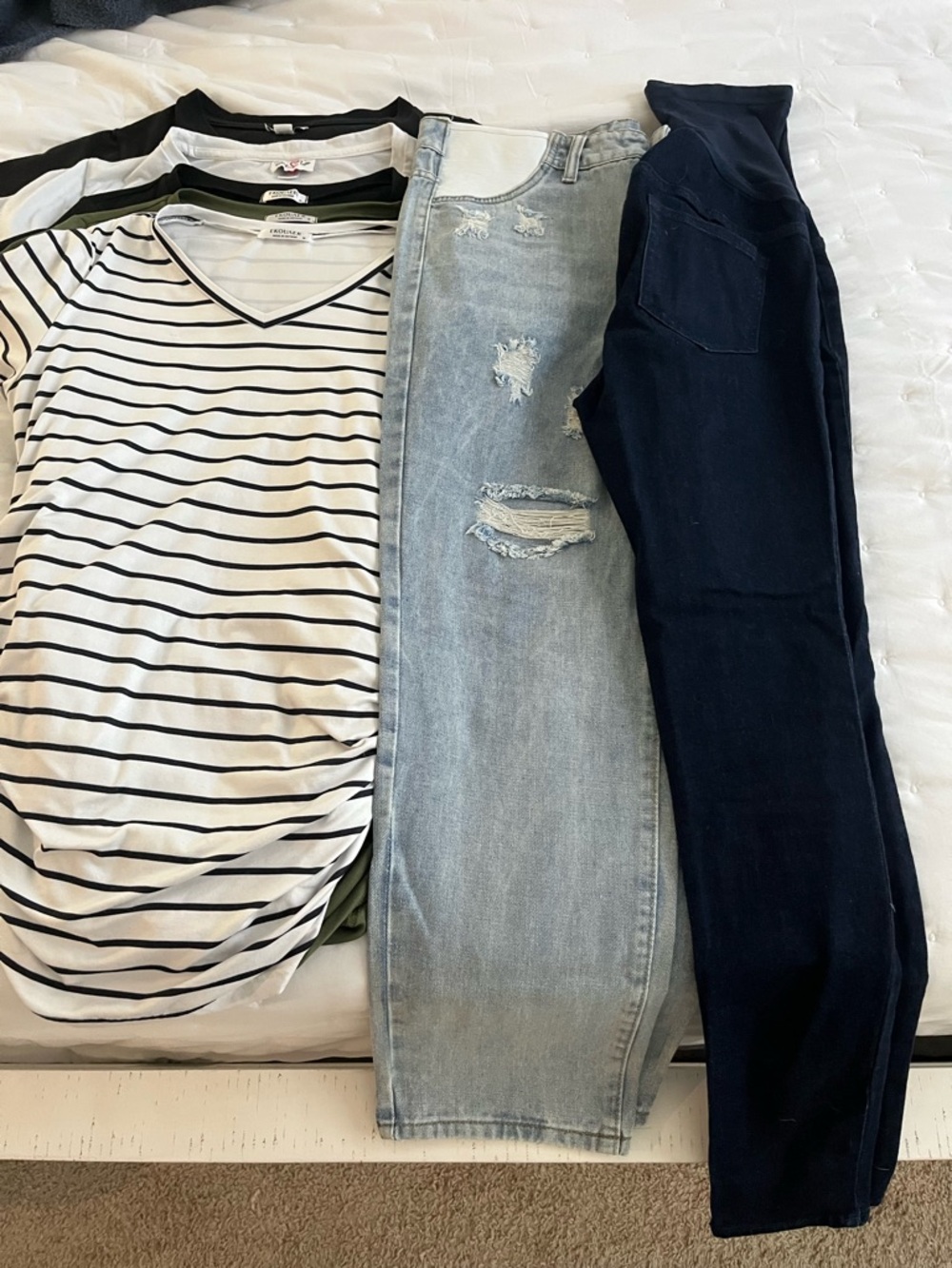 Maternity Bundle! Light Wash Distressed Jeans + Dark Skinny Jeans + 5 Shirts